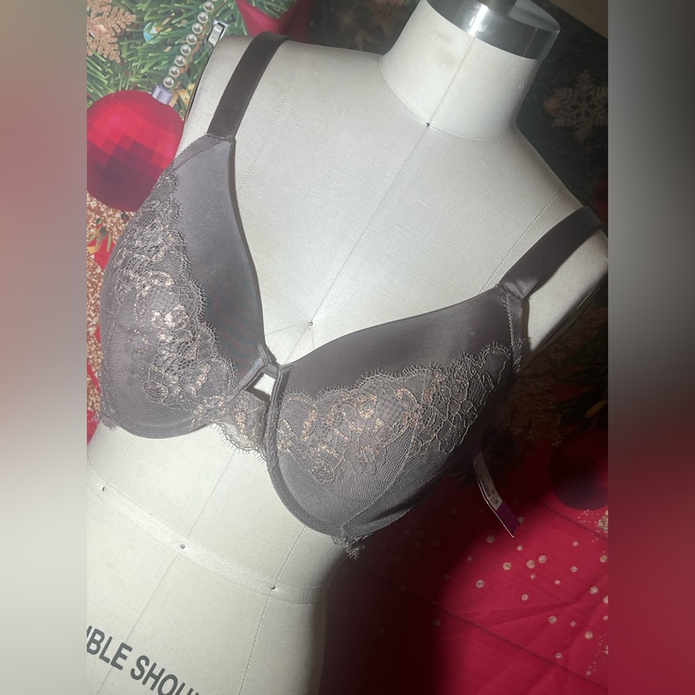 Lace-Trim Underwire Bra - Taupe